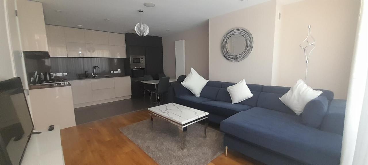 Titanic Quarter Apartment 벨파스트 외부 사진